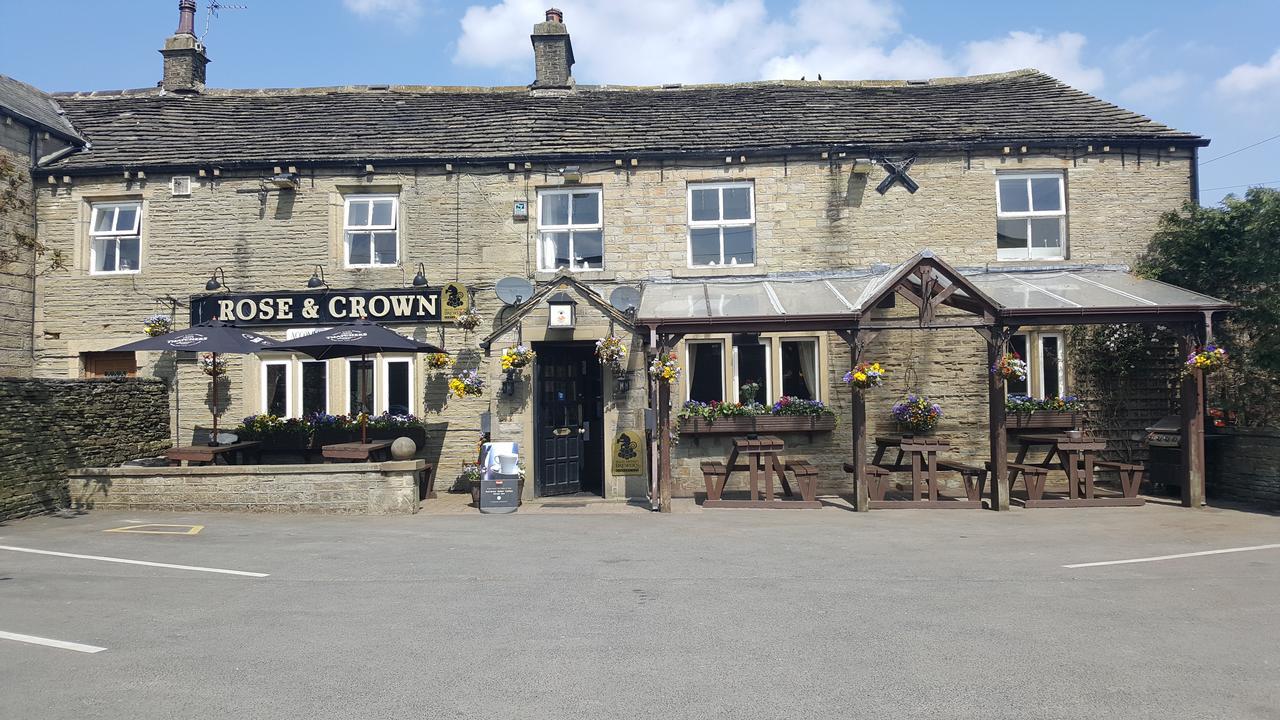 Hotel The Rose And Crown Huddersfield Exterior foto